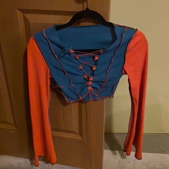 Longsleeved cropped top - Picture 1 of 2